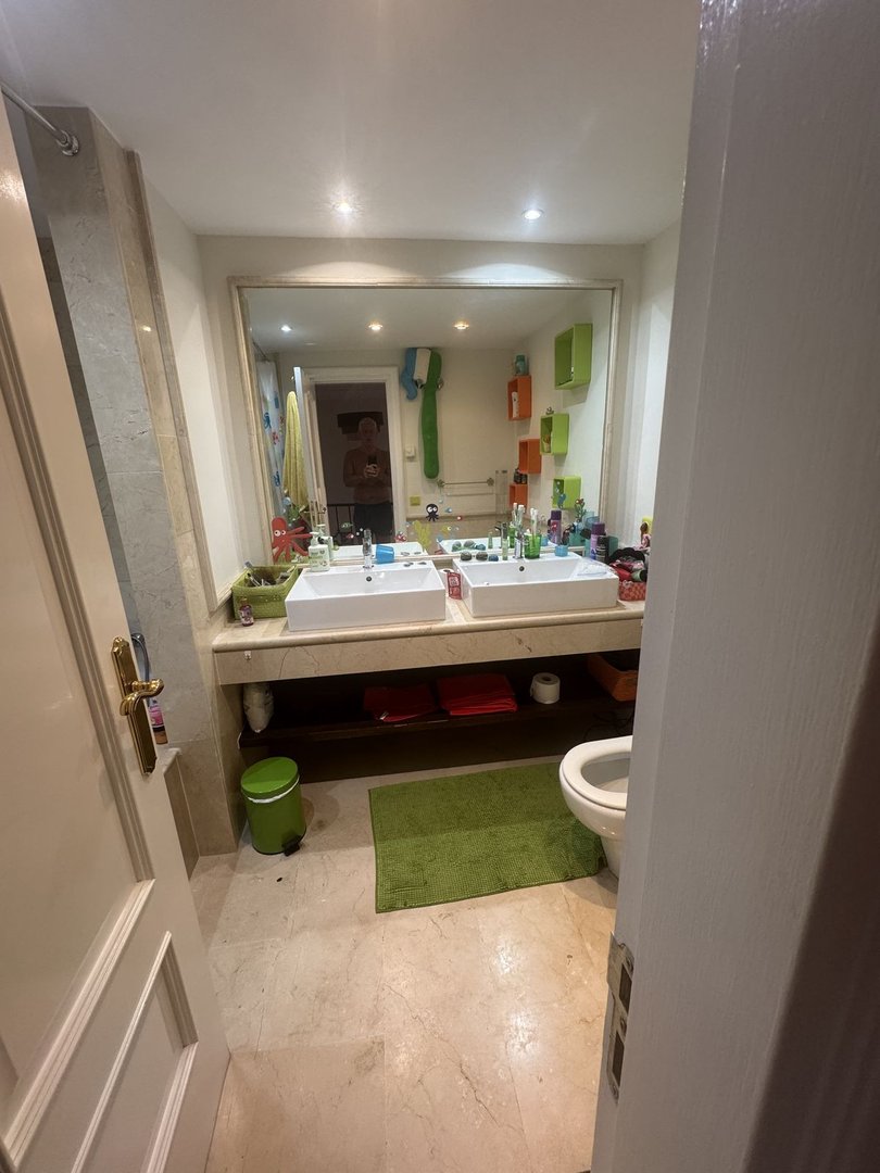 5 Bed Detached Villa in Puerto Banús
