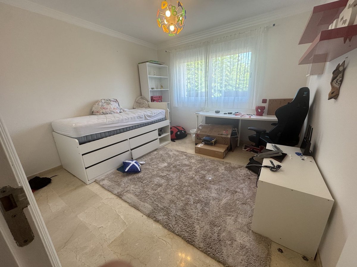 5 Bed Detached Villa in Puerto Banús