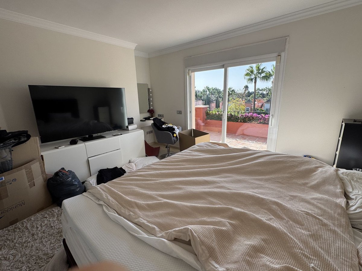 5 Bed Detached Villa in Puerto Banús