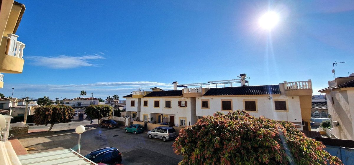 1 Bed Ground Floor Apartment in Orihuela Costa