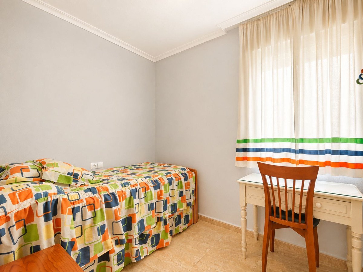 2 Bed Middle Floor Apartment in Playa Del Cura