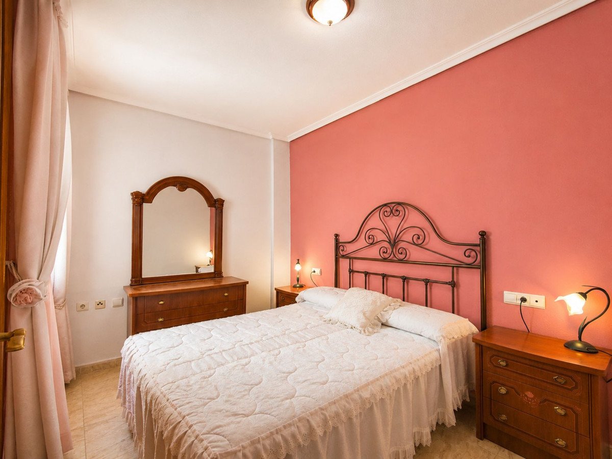2 Bed Middle Floor Apartment in Playa Del Cura
