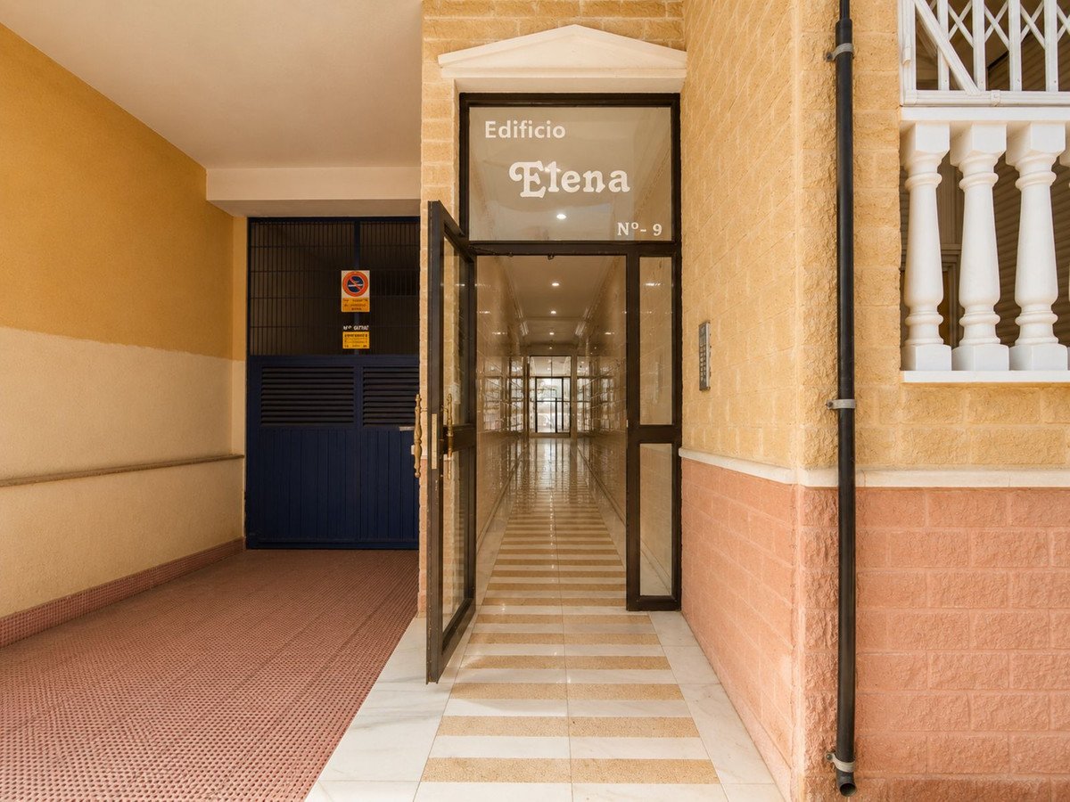 2 Bed Middle Floor Apartment in Playa Del Cura