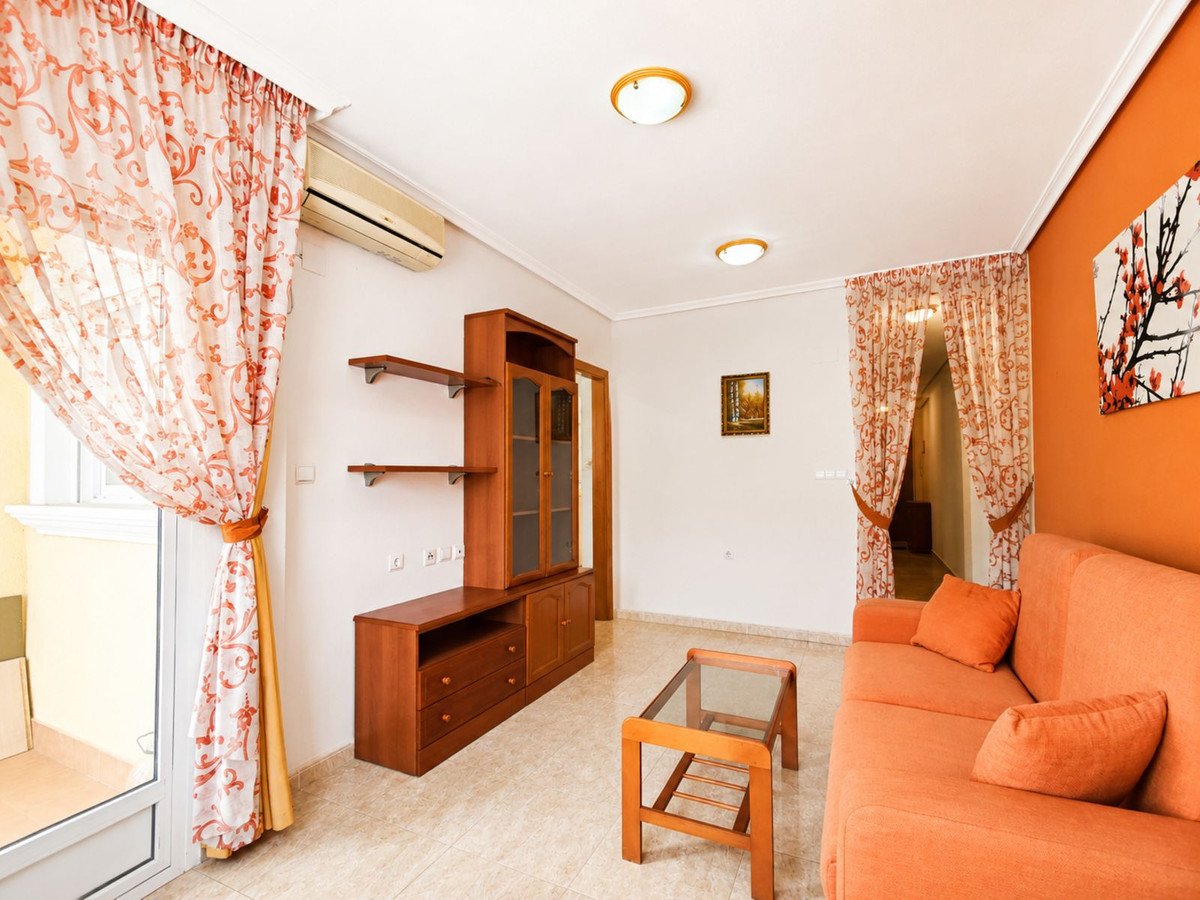 2 Bed Middle Floor Apartment in Playa Del Cura