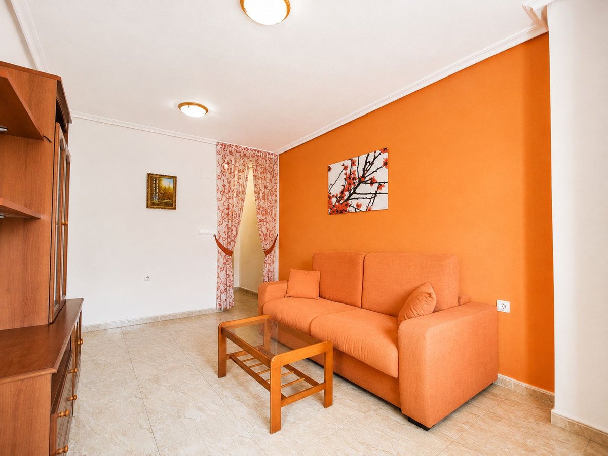 2 Bed Middle Floor Apartment in Playa Del Cura