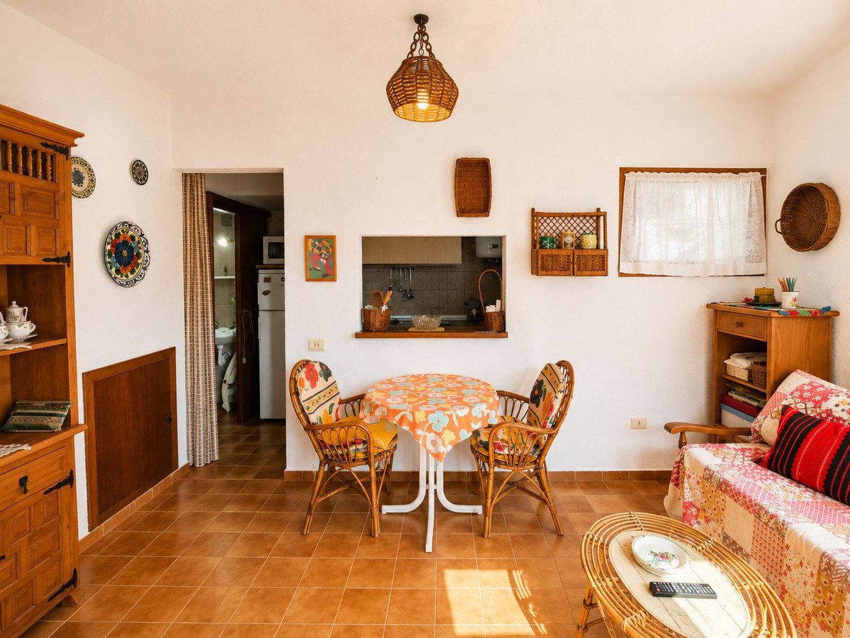 2 Bed Townhouse in Playa de los Locos