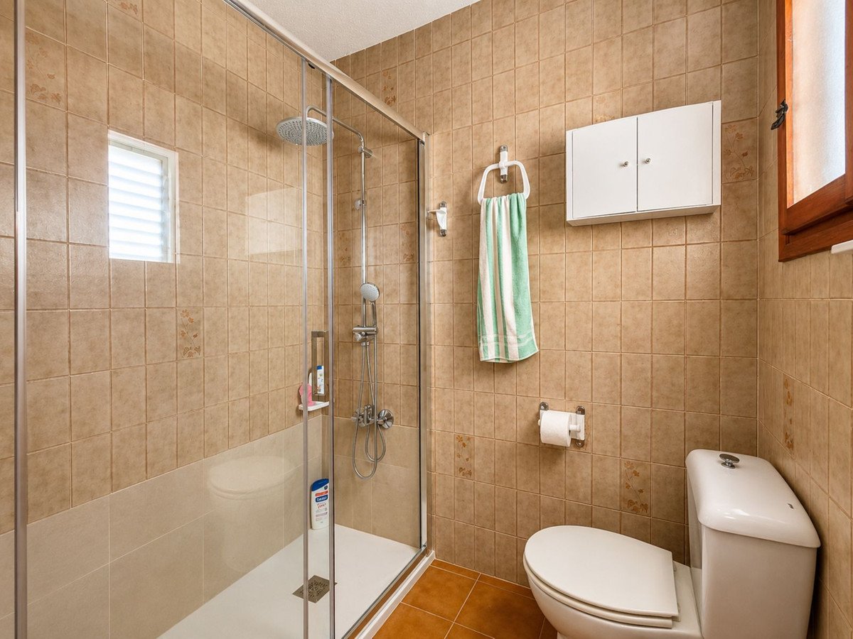 2 Bed Townhouse in Playa de los Locos