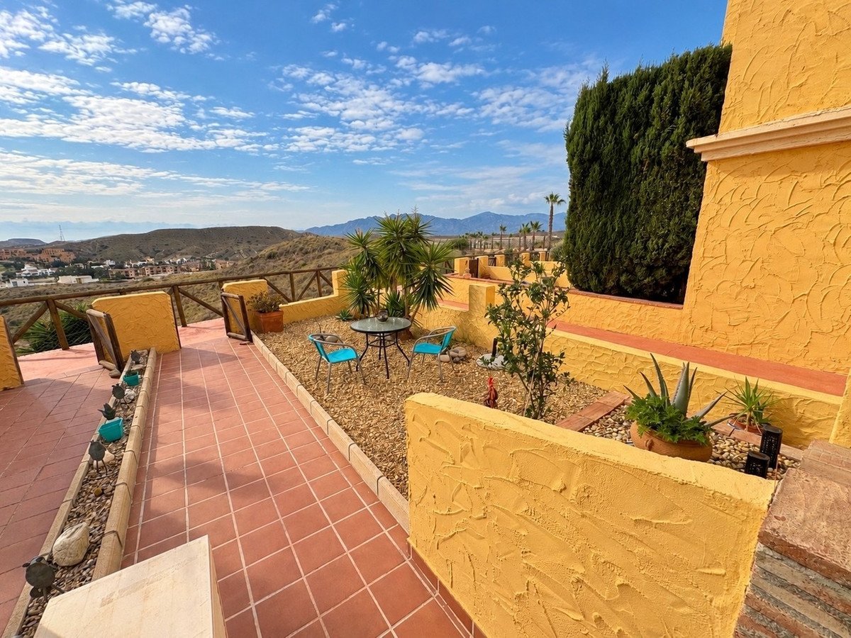 2 Bed Duplex in Valle del Este Golf