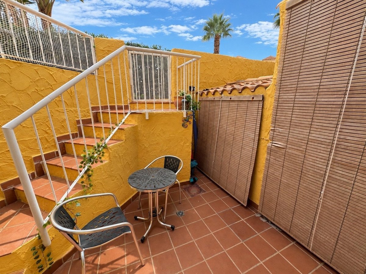 2 Bed Duplex in Valle del Este Golf