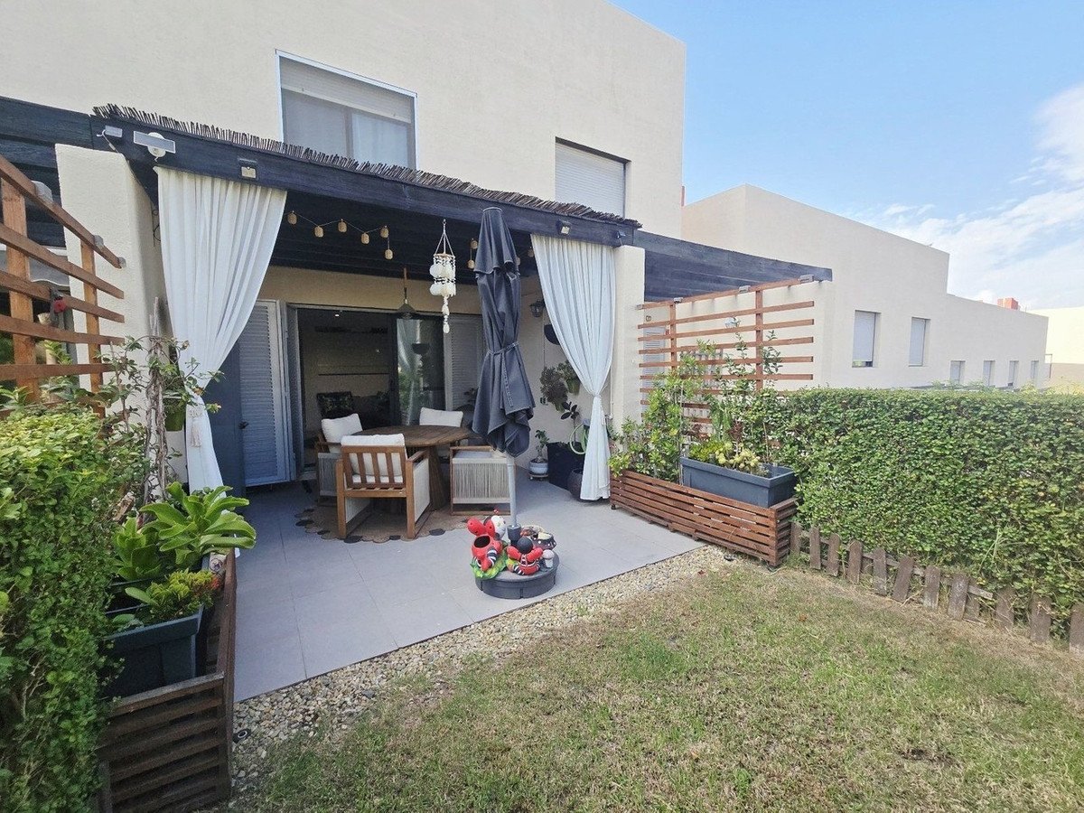 2 Bed Duplex in Valle del Este Golf