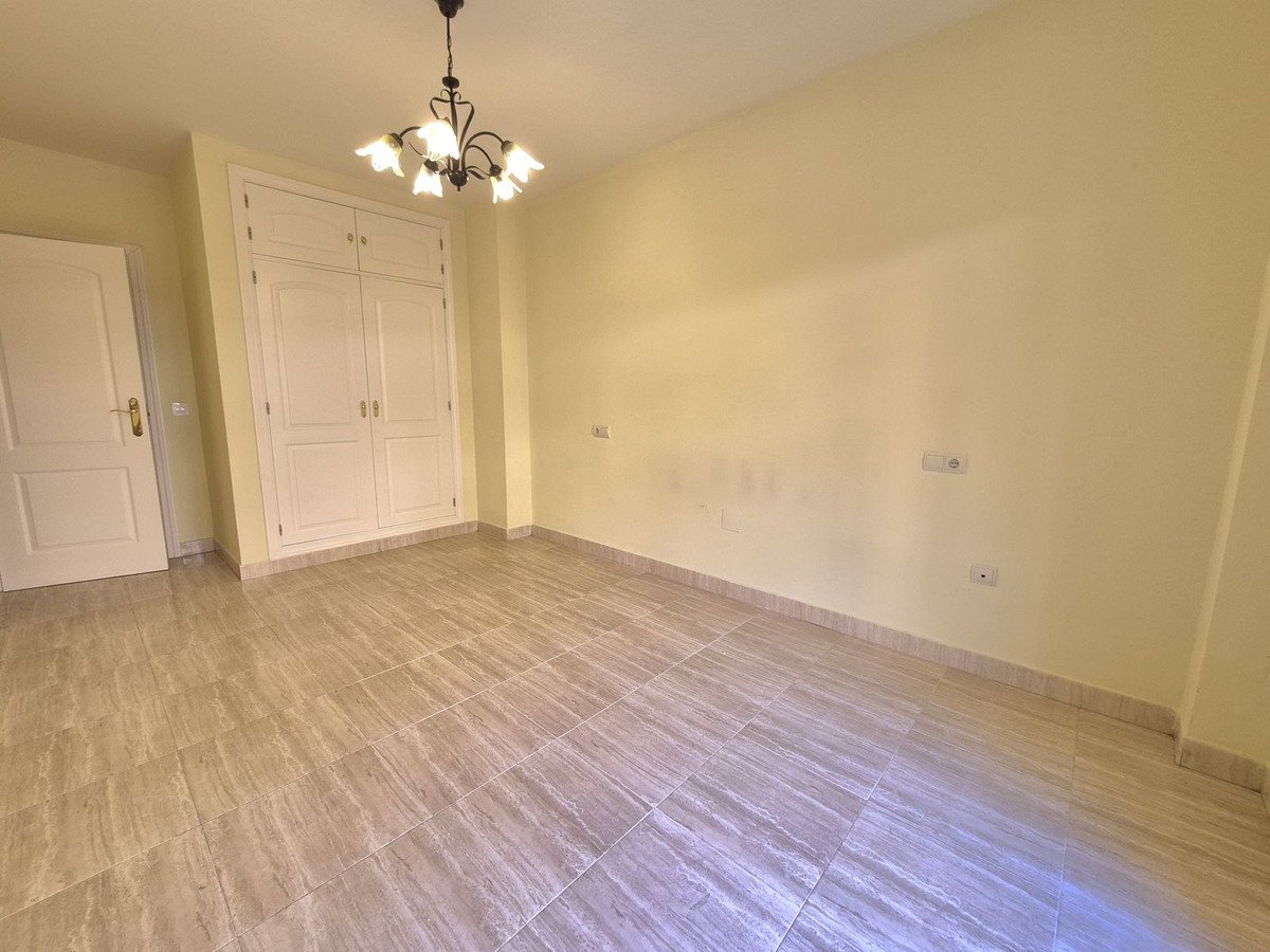 2 Bed Ground Floor Apartment in San Luis de Sabinillas