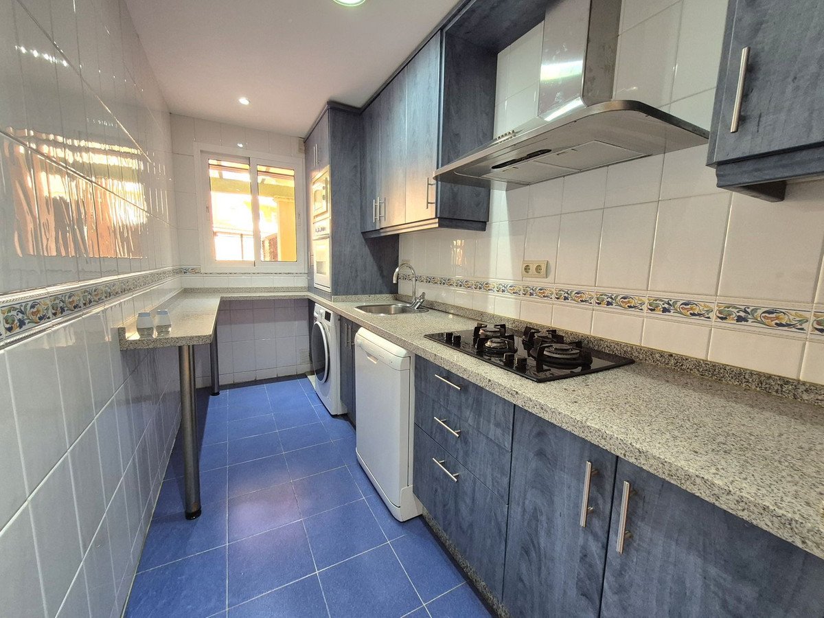 2 Bed Ground Floor Apartment in San Luis de Sabinillas
