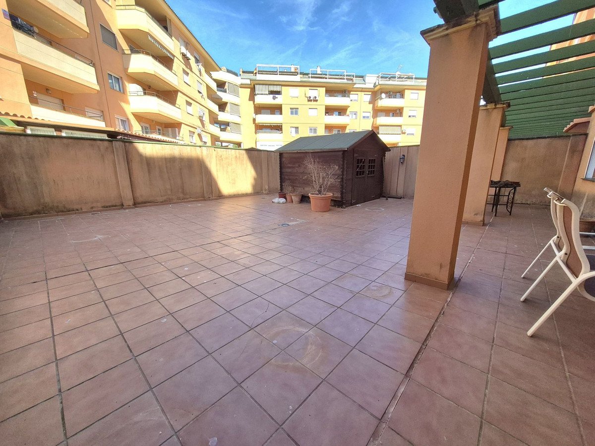 2 Bed Ground Floor Apartment in San Luis de Sabinillas