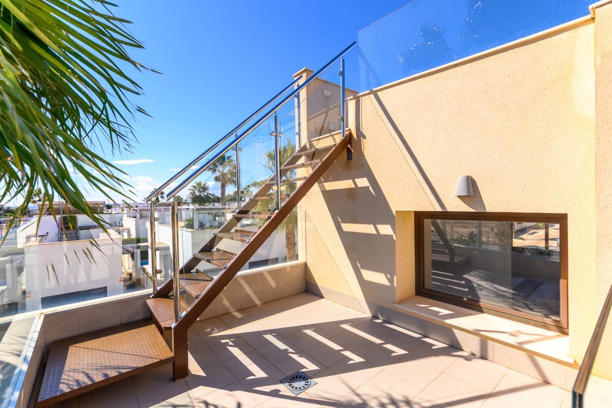 3 Bed Detached Villa in Ciudad Quesada