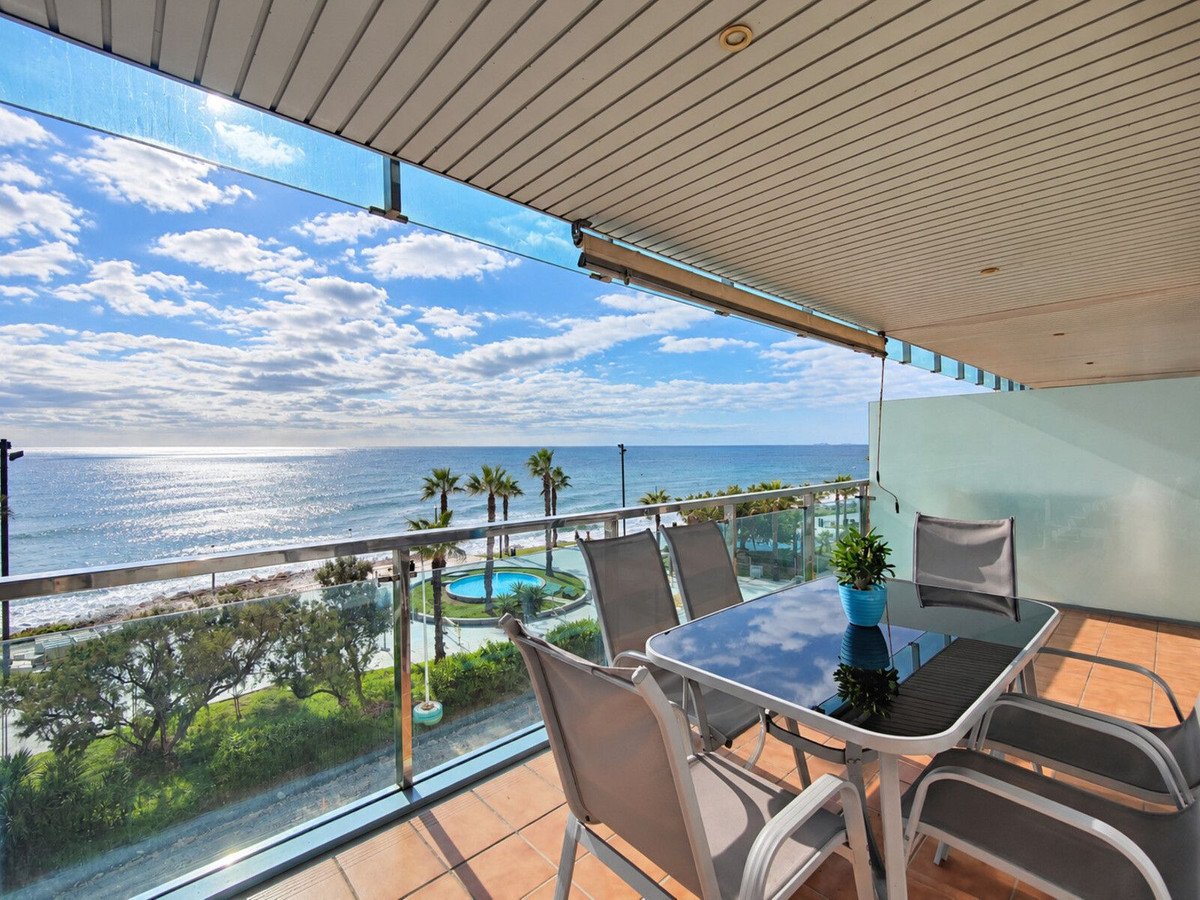 3 Bed Middle Floor Apartment in Playa Del Cura