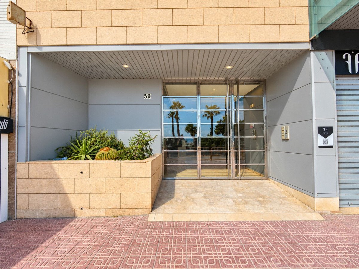 3 Bed Middle Floor Apartment in Playa Del Cura
