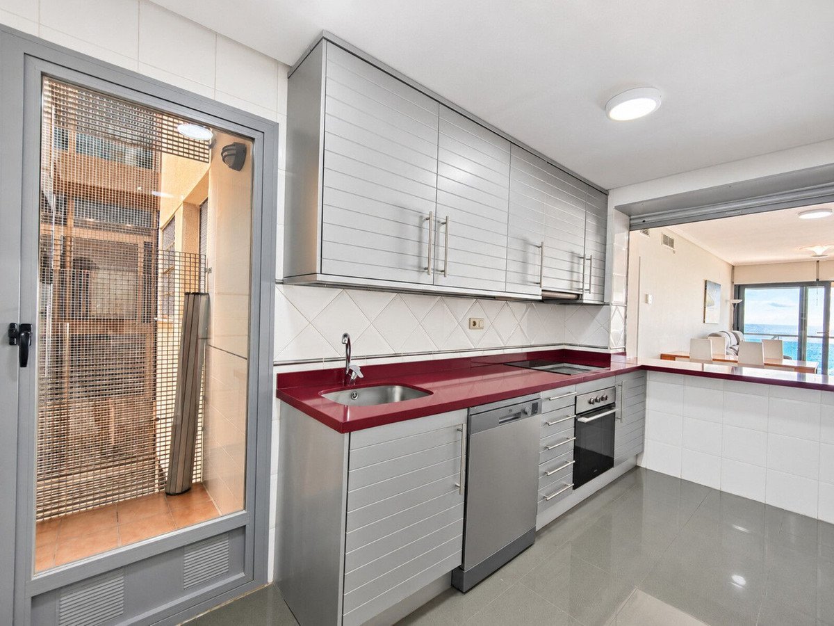 3 Bed Middle Floor Apartment in Playa Del Cura