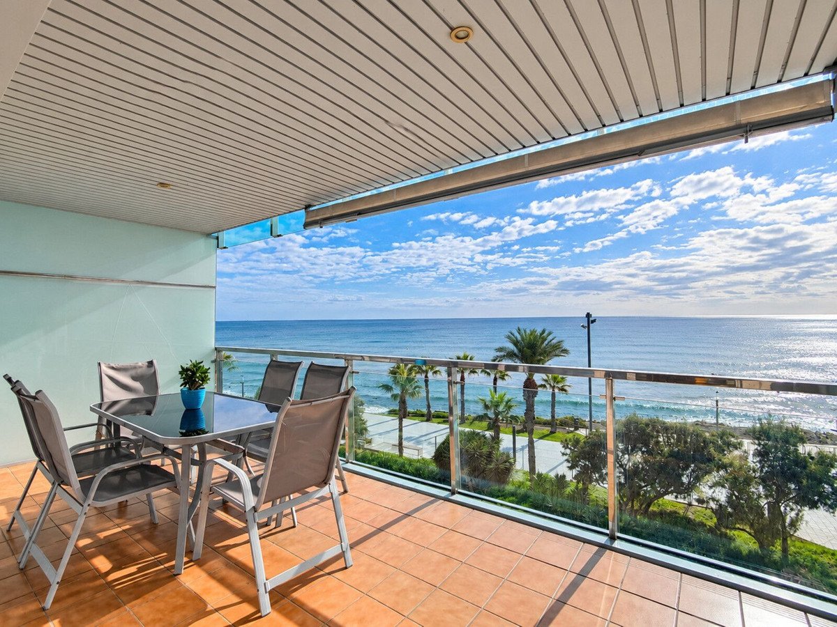 3 Bed Middle Floor Apartment in Playa Del Cura