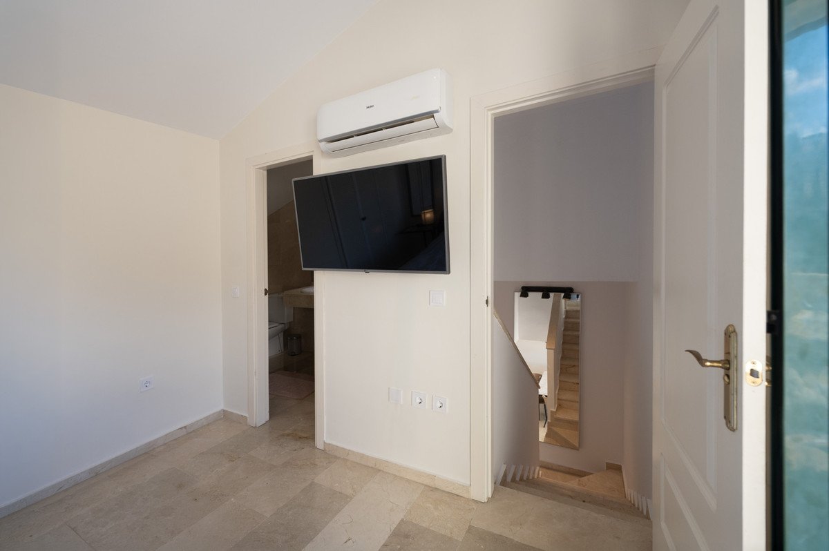 3 Bed Penthouse Duplex in Torrequebrada