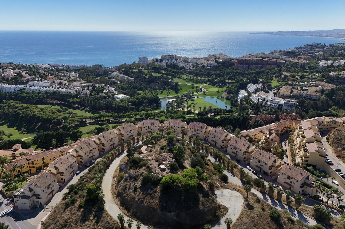 3 Bed Penthouse Duplex in Torrequebrada