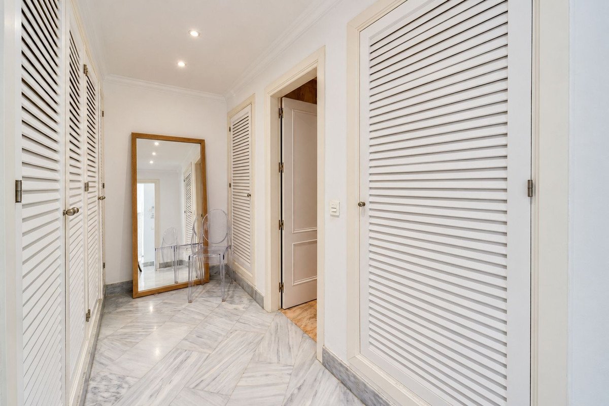 2 Bed Ground Floor Apartment in Elviria