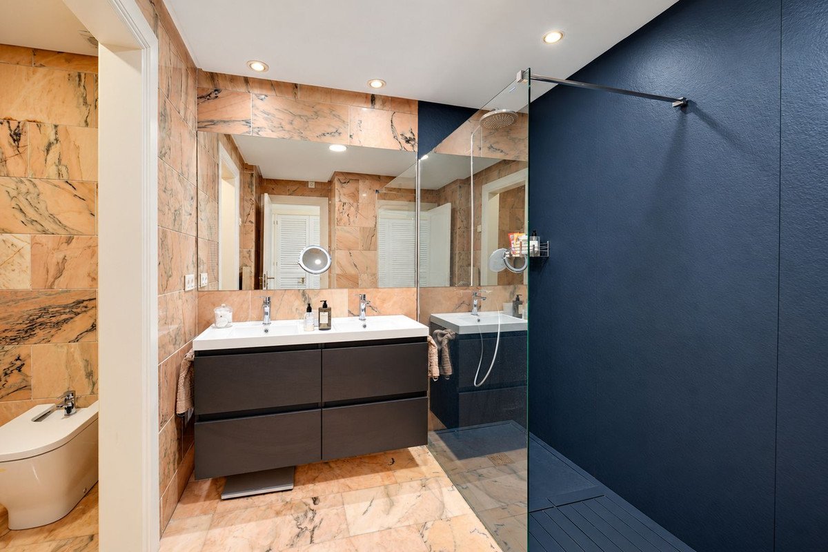 2 Bed Ground Floor Apartment in Elviria