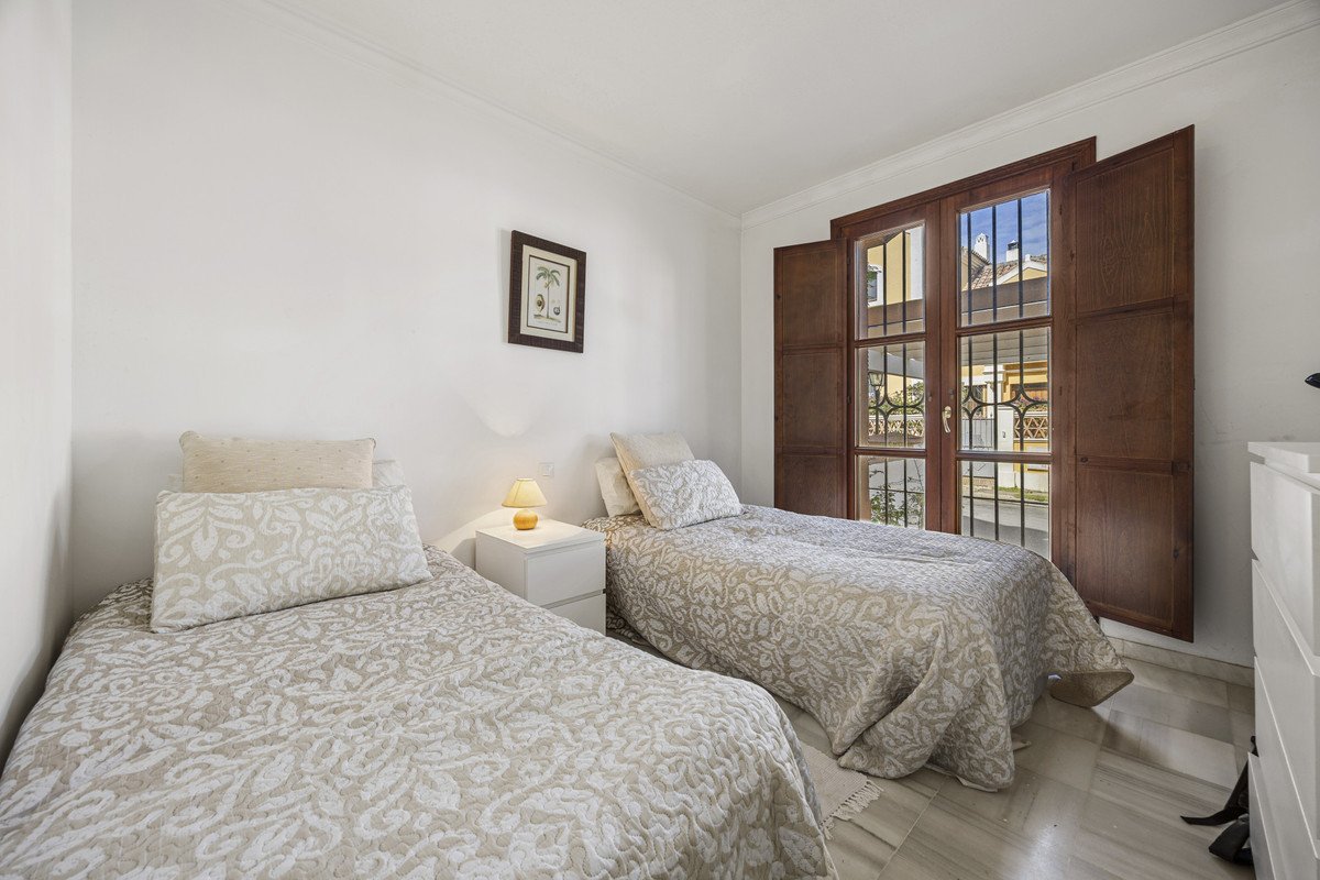 4 Bed Townhouse in Guadalmina Alta