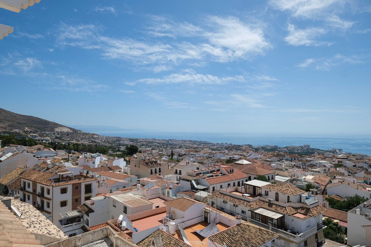 2 Bed Penthouse in Benalmadena Pueblo