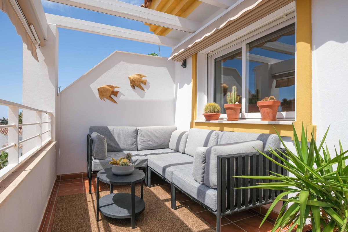 2 Bed Penthouse in Benalmadena Pueblo