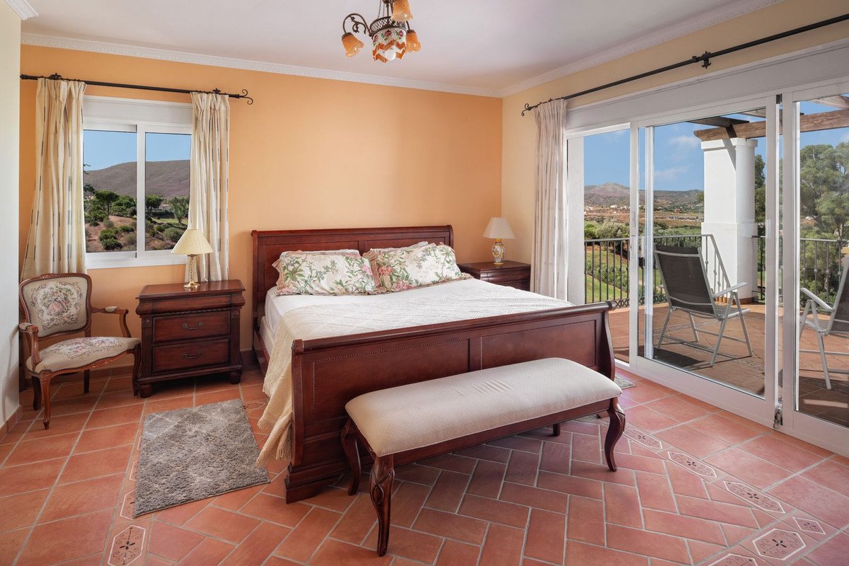 4 Bed Detached Villa in La Cala Golf