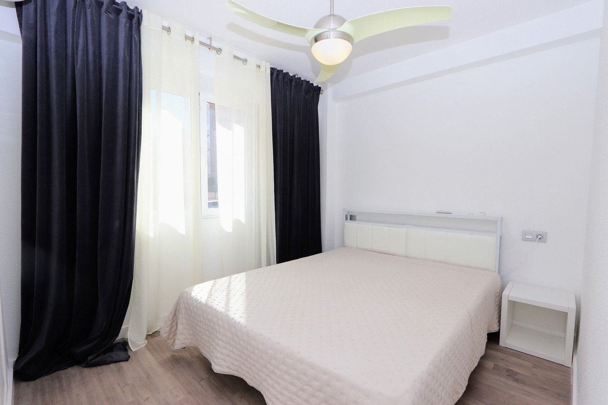 2 Bed Middle Floor Apartment in Punta Prima