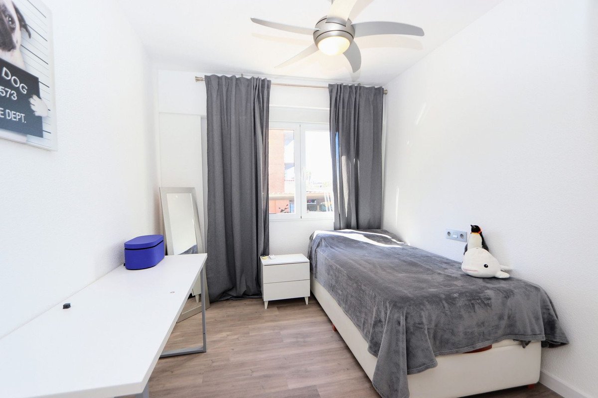 2 Bed Middle Floor Apartment in Punta Prima