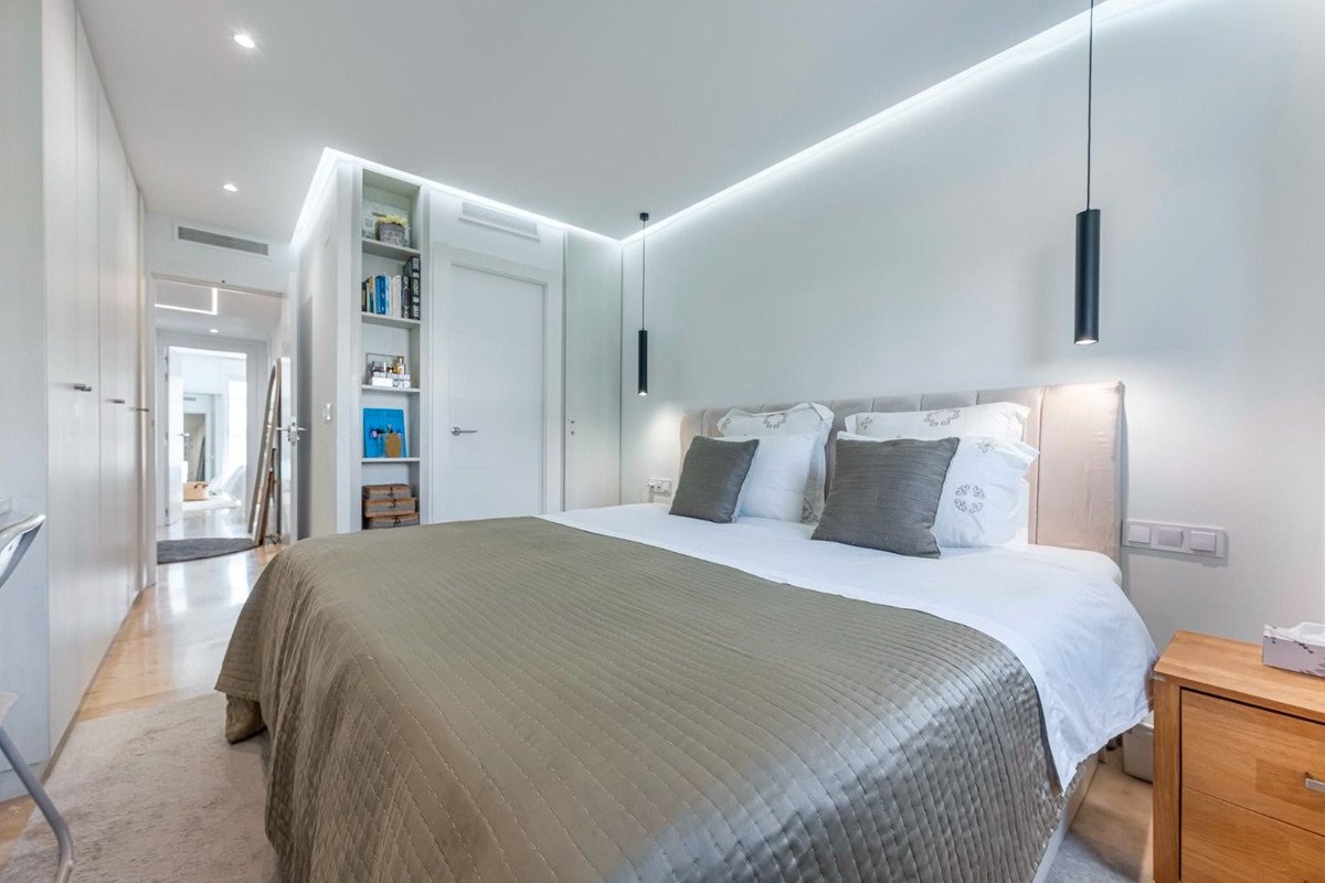 3 Bed Middle Floor Apartment in Guadalmina Alta