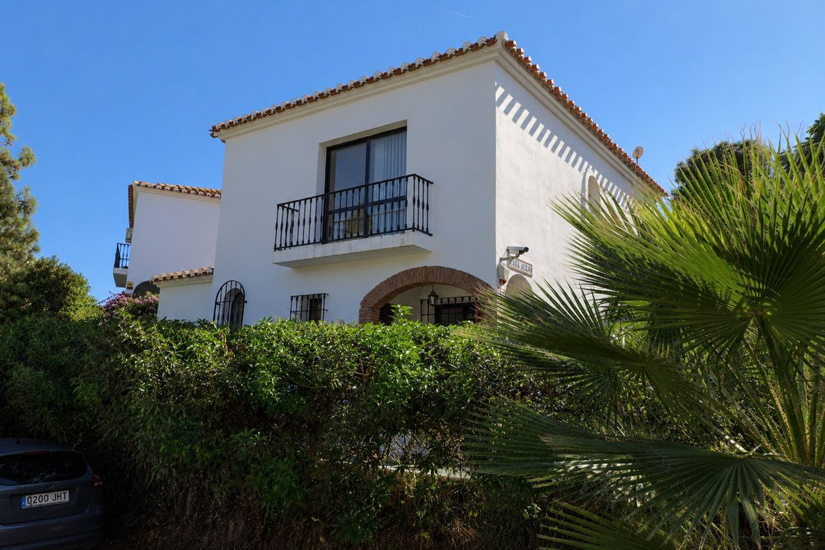 3 Bed Detached Villa in Calahonda