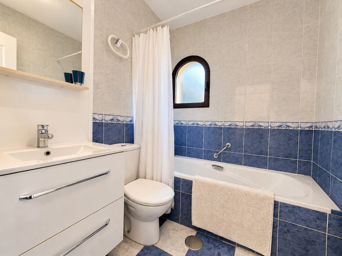 3 Bed Detached Villa in Calahonda
