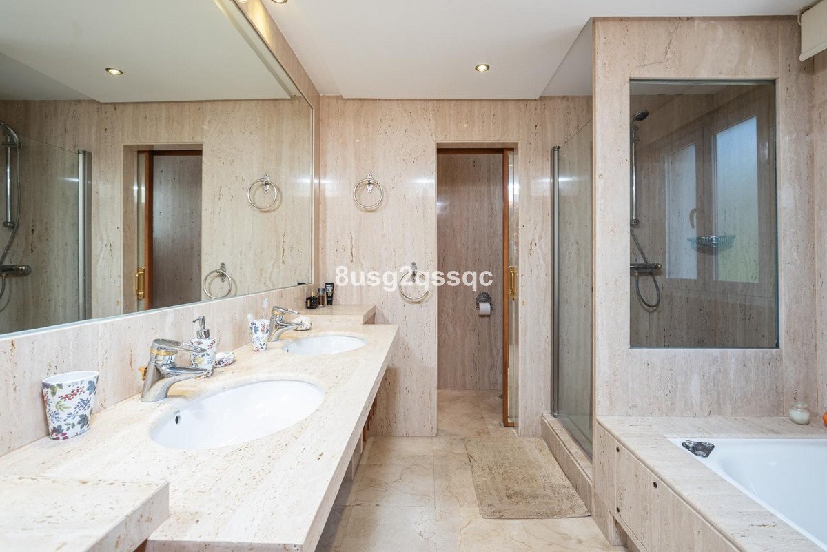 4 Bed Semi-Detached House in Costalita