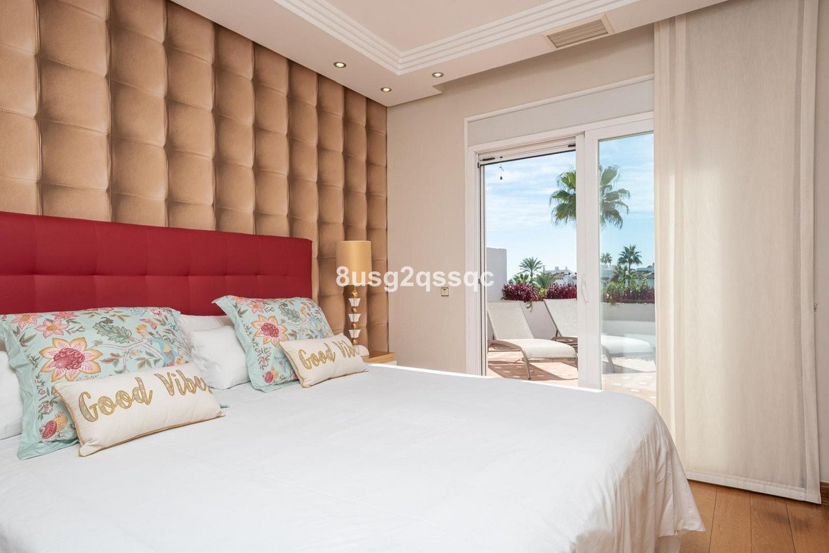 4 Bed Semi-Detached House in Costalita