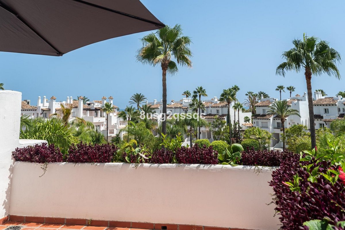 4 Bed Semi-Detached House in Costalita