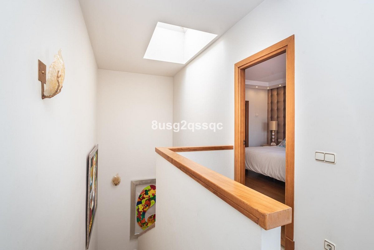 4 Bed Semi-Detached House in Costalita
