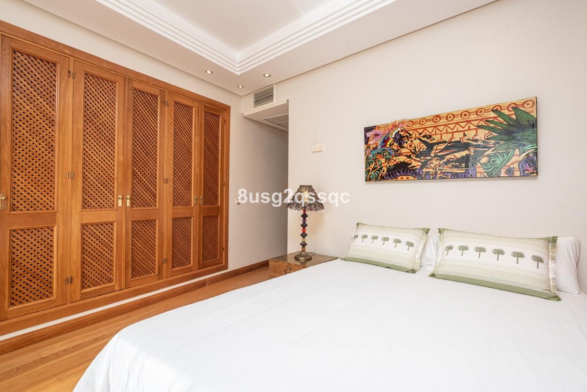 4 Bed Semi-Detached House in Costalita