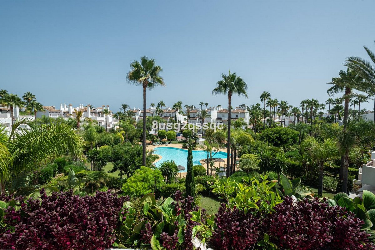 4 Bed Semi-Detached House in Costalita
