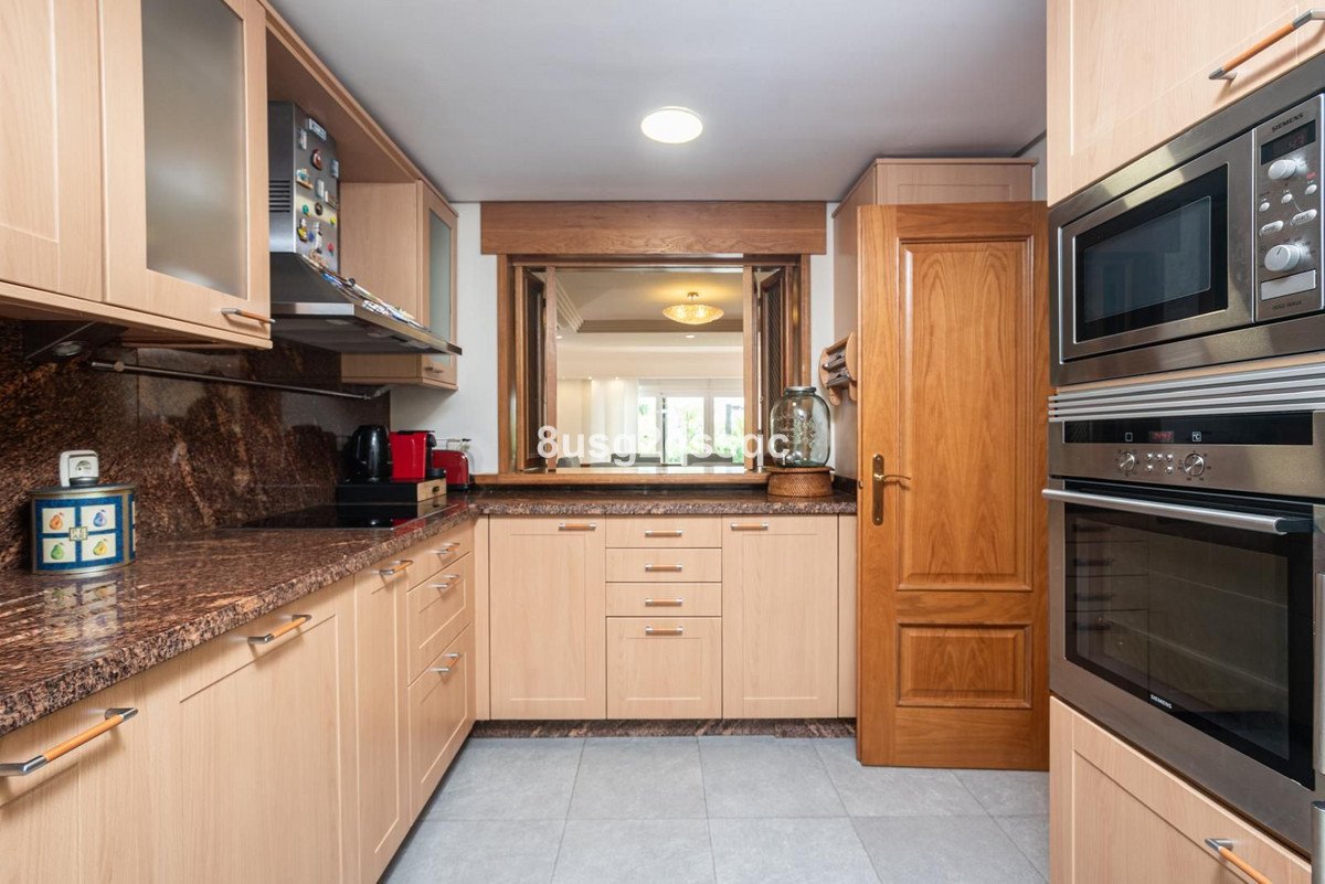 4 Bed Semi-Detached House in Costalita