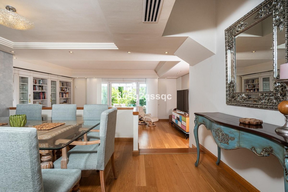 4 Bed Semi-Detached House in Costalita