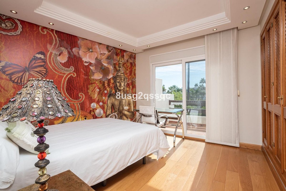 4 Bed Semi-Detached House in Costalita