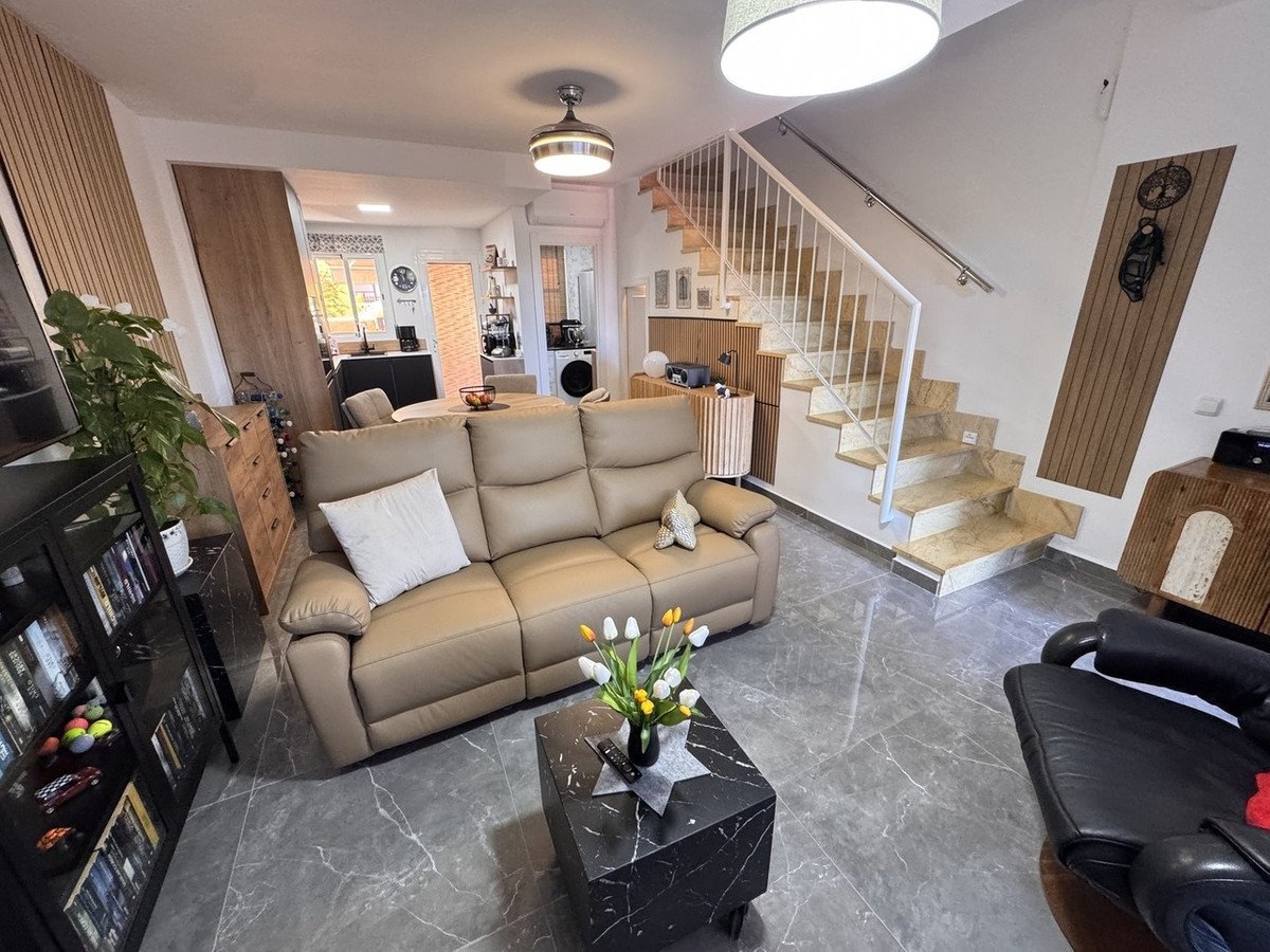 3 Bed Duplex in Valle del Este Golf