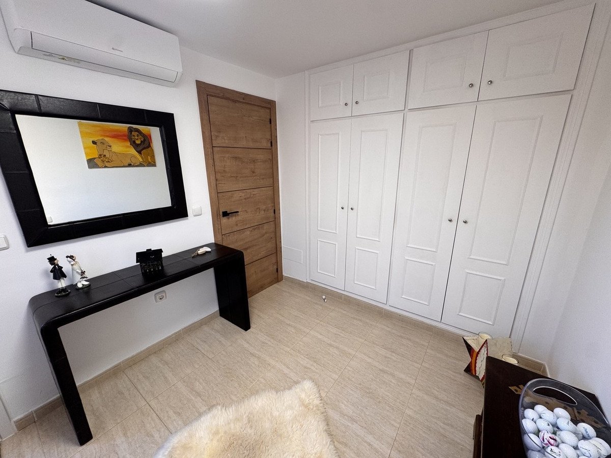 3 Bed Duplex in Valle del Este Golf