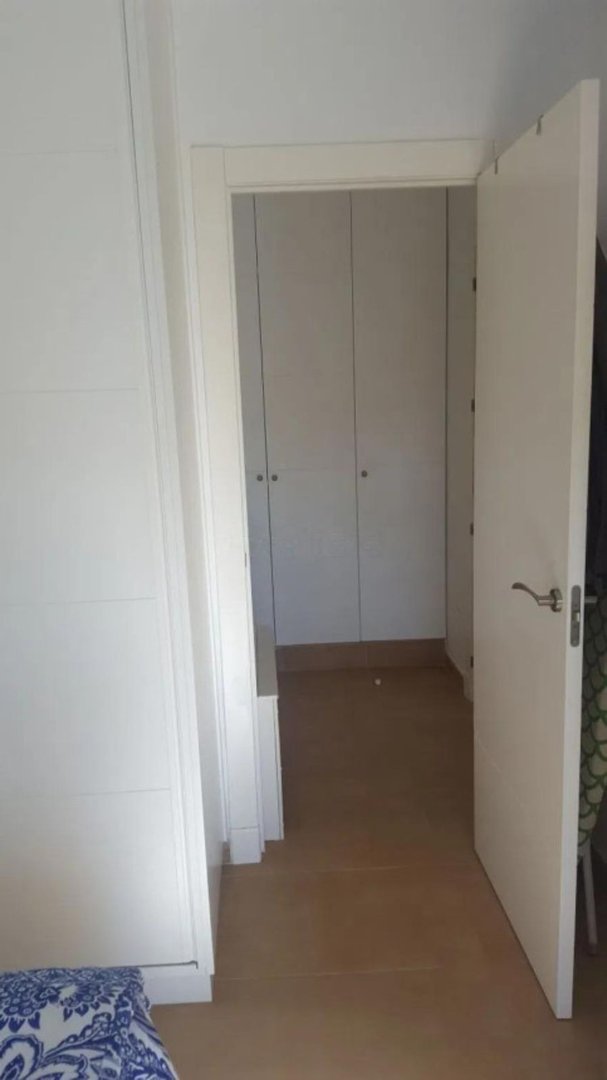 1 Bed Middle Floor Apartment in Nueva Andalucía
