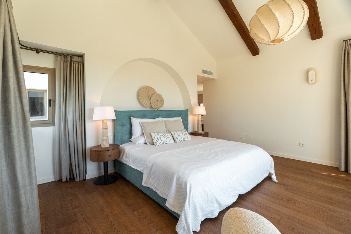 5 Bed Detached Villa in El Rosario