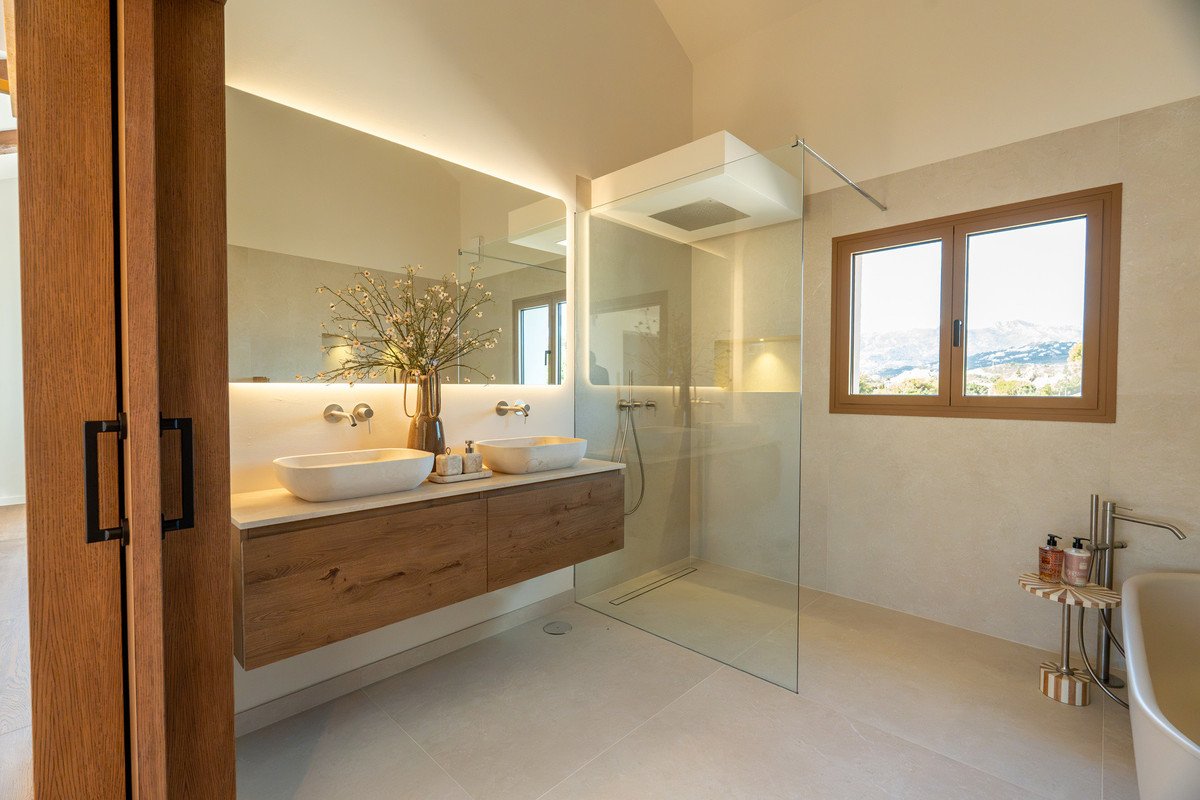 5 Bed Detached Villa in El Rosario