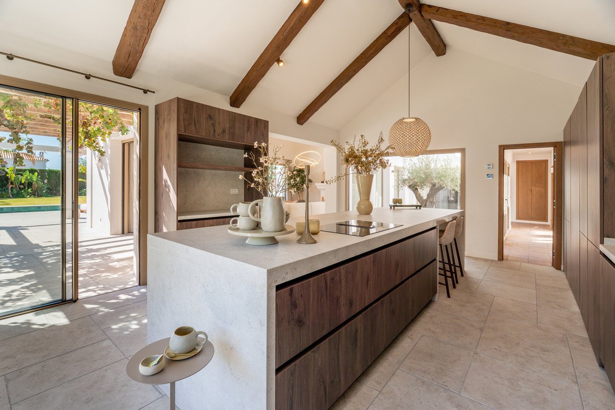 5 Bed Detached Villa in El Rosario